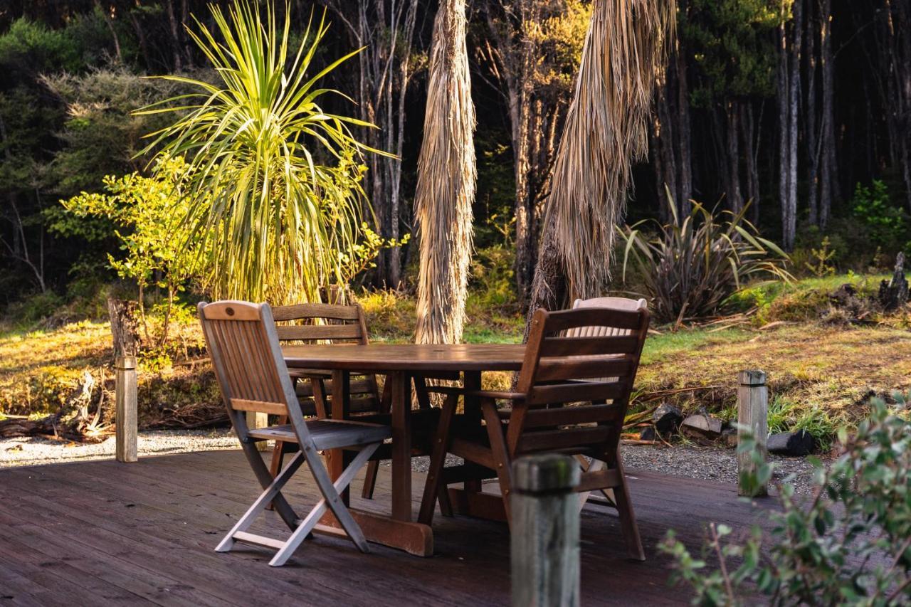 Totara Lodge - Unwind, Relax & Enjoy - Mt Lyford المظهر الخارجي الصورة